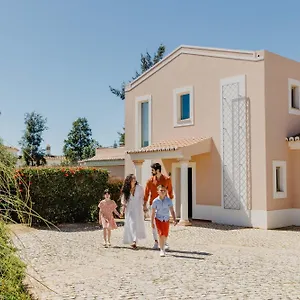 https://agua-hotels-vale-da-lapa.hotelaalgarve.com