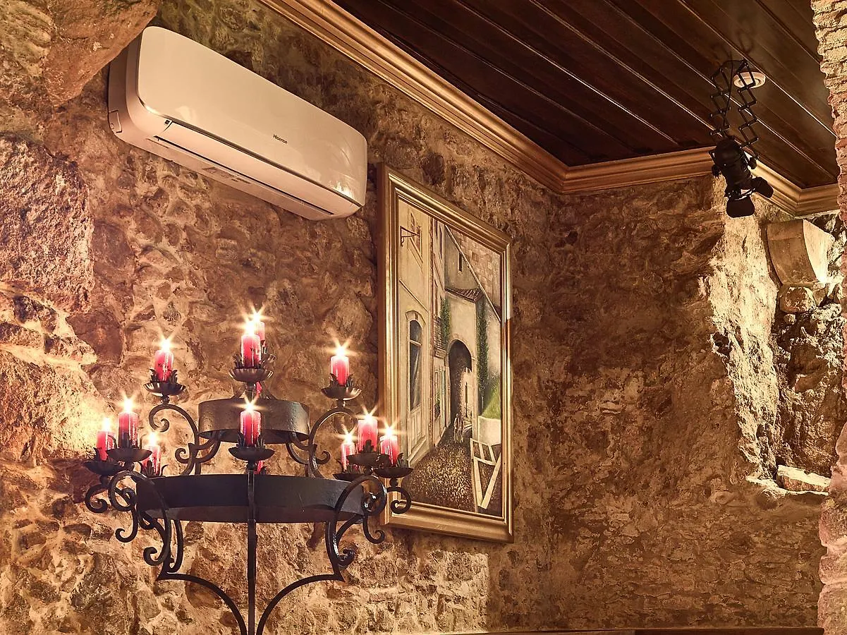 Solar Antigo Luxury Coimbra Hotel Guest house